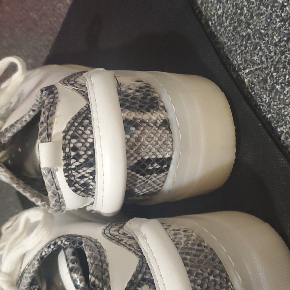 Valentino Python Platform Sneakers - Picture 8 of 15